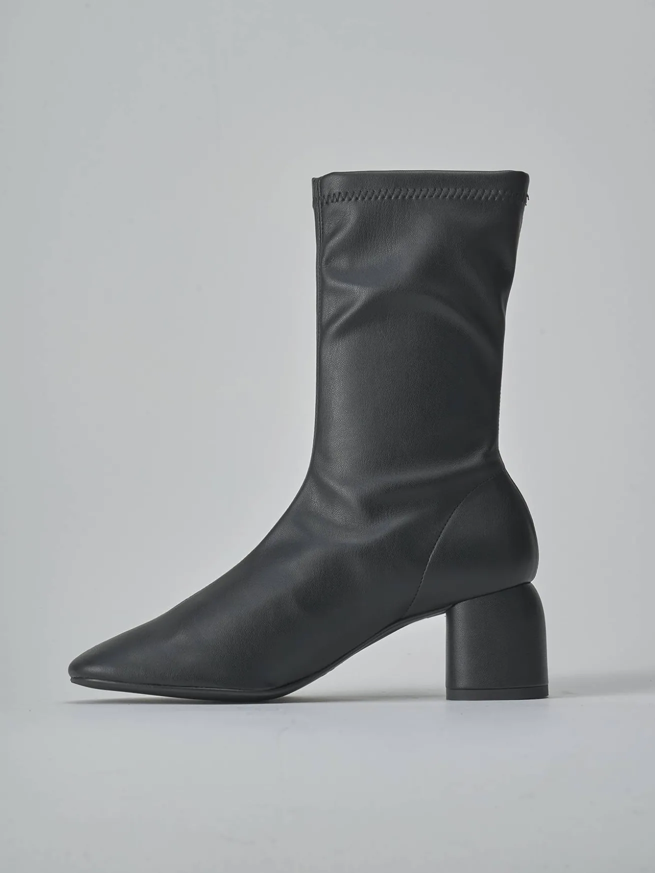 Stivaletti tacco 5cm pelle nero