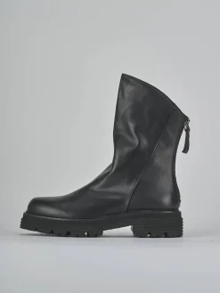 Stivaletti tacco 3cm pelle nero