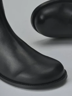 Stivaletti tacco 2cm pelle nero