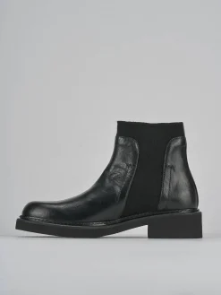 Stivaletti tacco 3cm pelle nero
