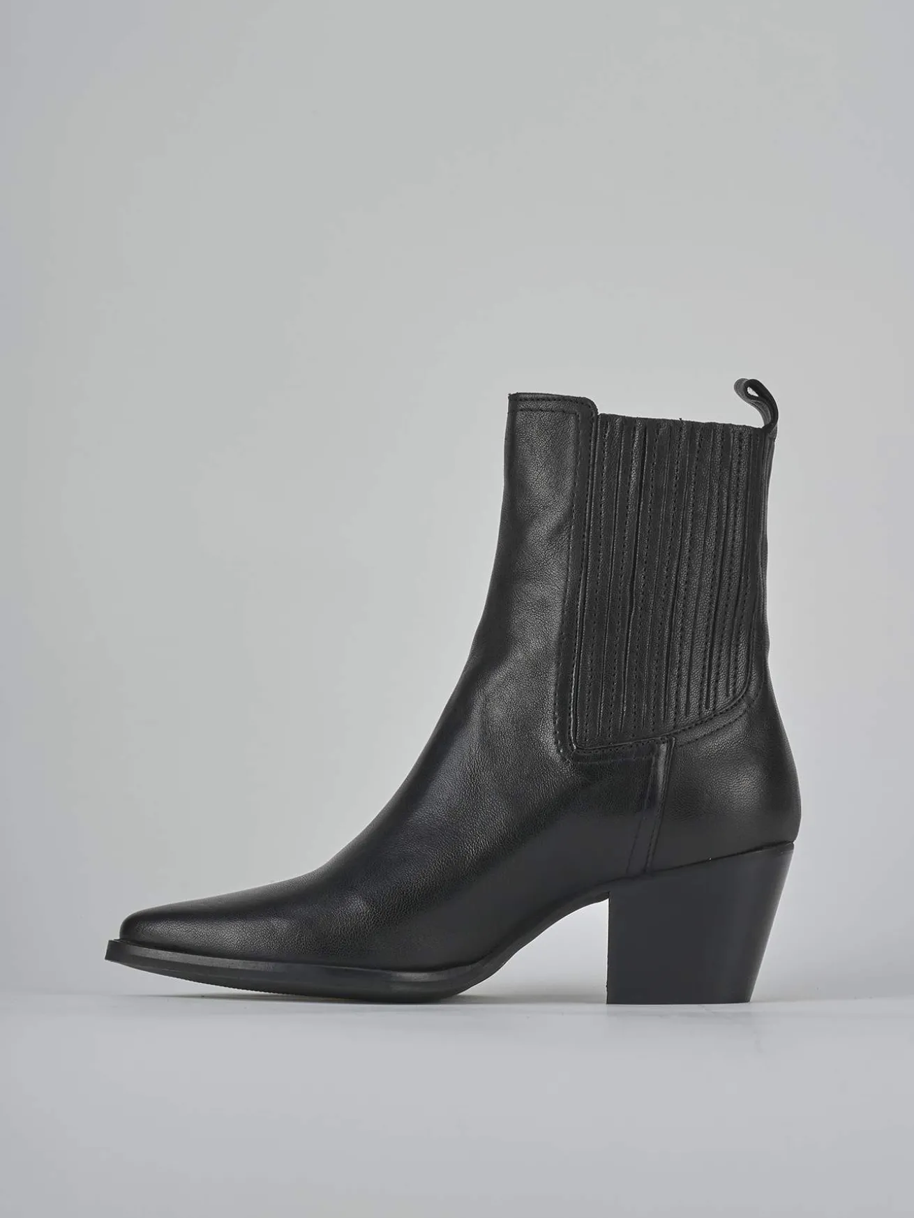 Stivaletti tacco 7cm pelle nero