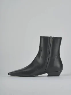 Stivaletti tacco 3cm pelle nero