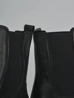 Stivaletti tacco 3cm pelle nero
