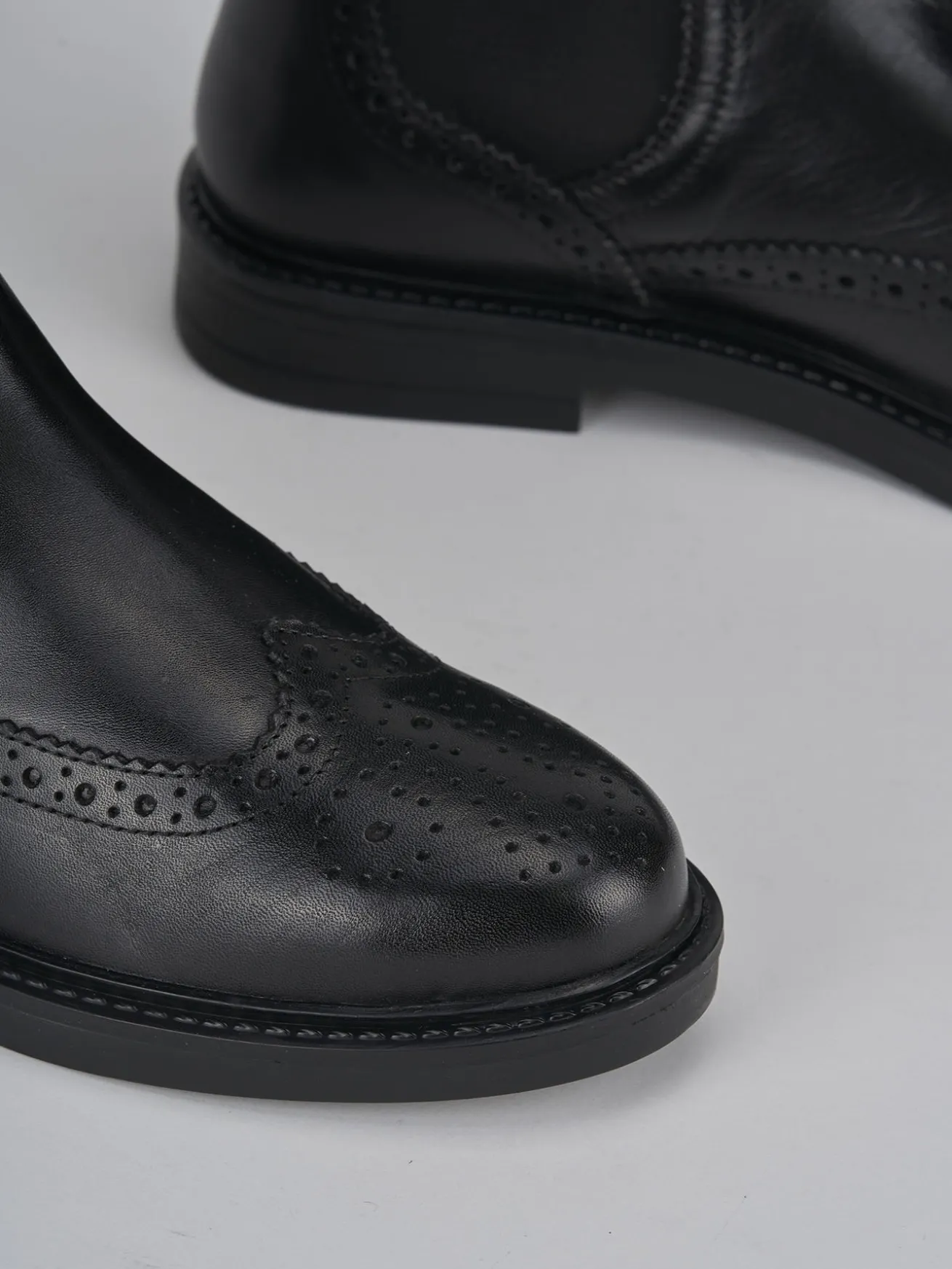 Stivaletti tacco 1cm pelle nero