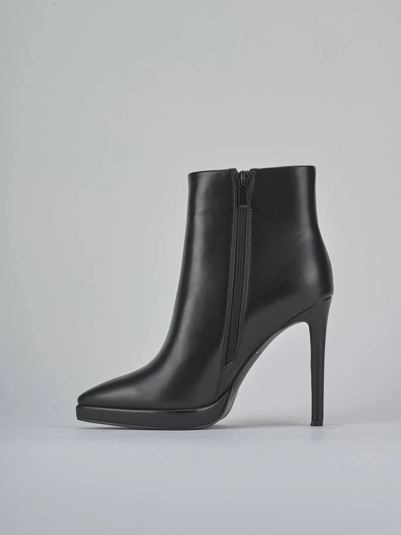 Stivaletti tacco 10cm pelle sostenibile nero