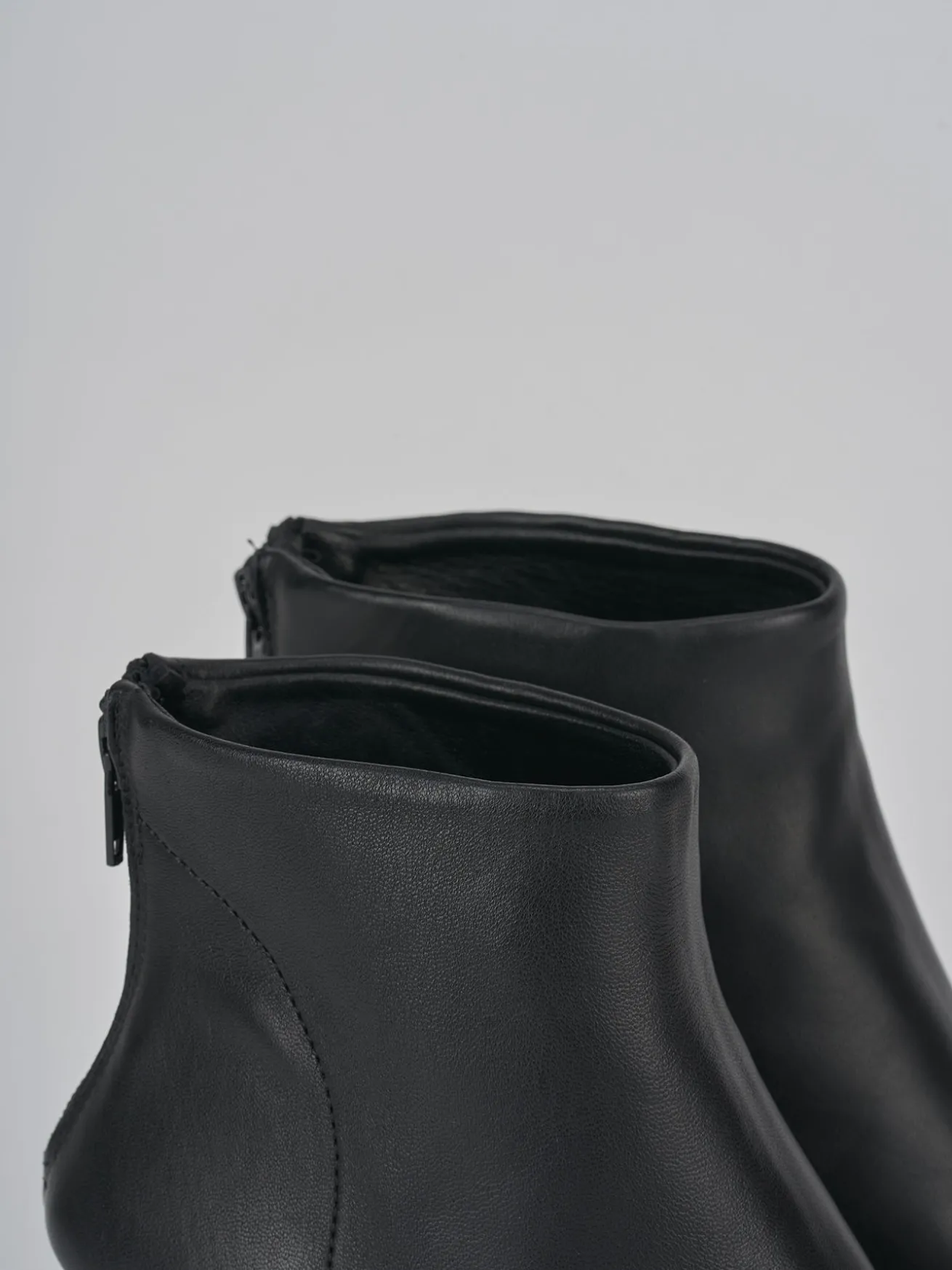 Stivaletti tacco 7cm pelle nero