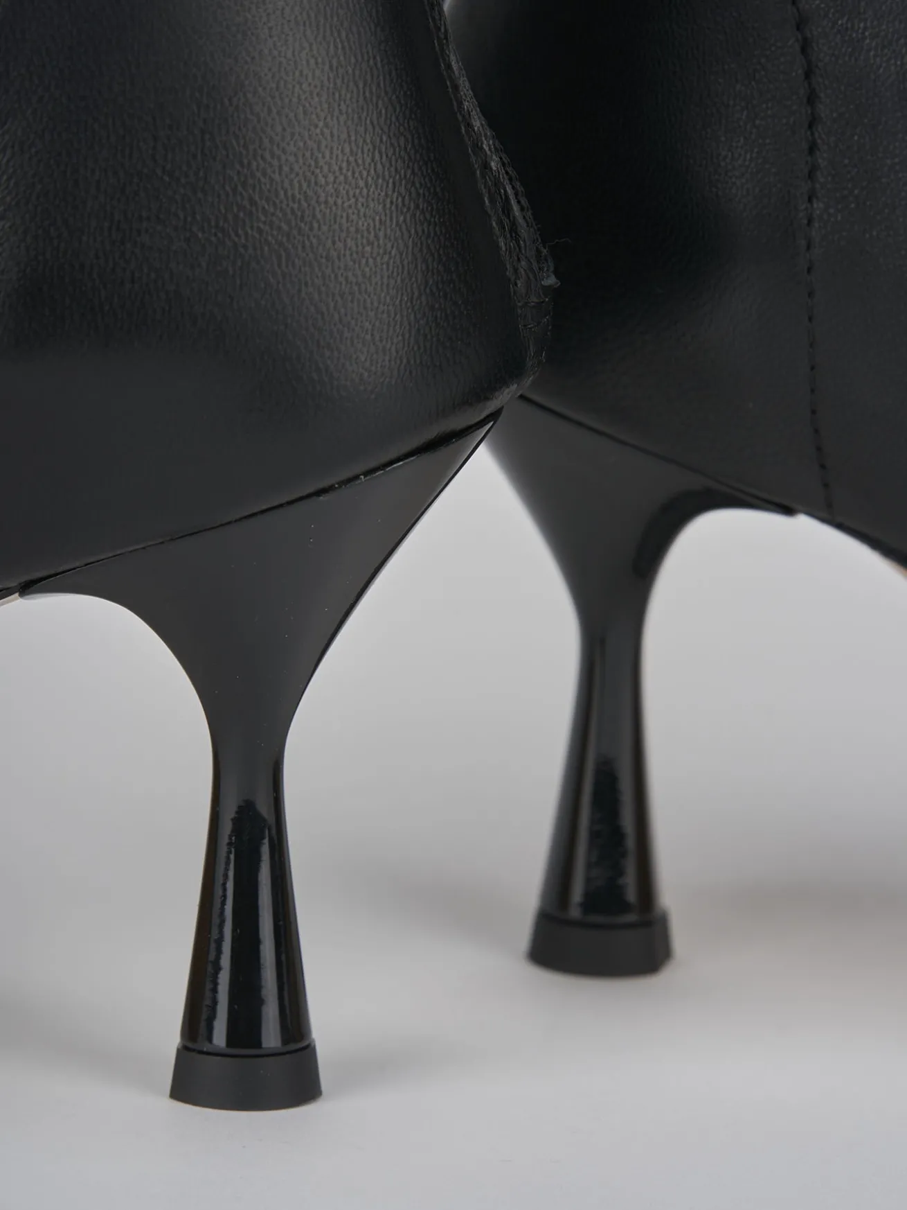 Stivaletti tacco 7cm pelle nero