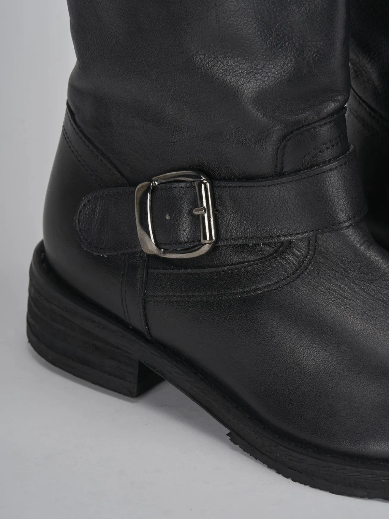 Stivaletti tacco 2cm pelle nero