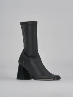 Stivaletti tacco 7cm pelle nero