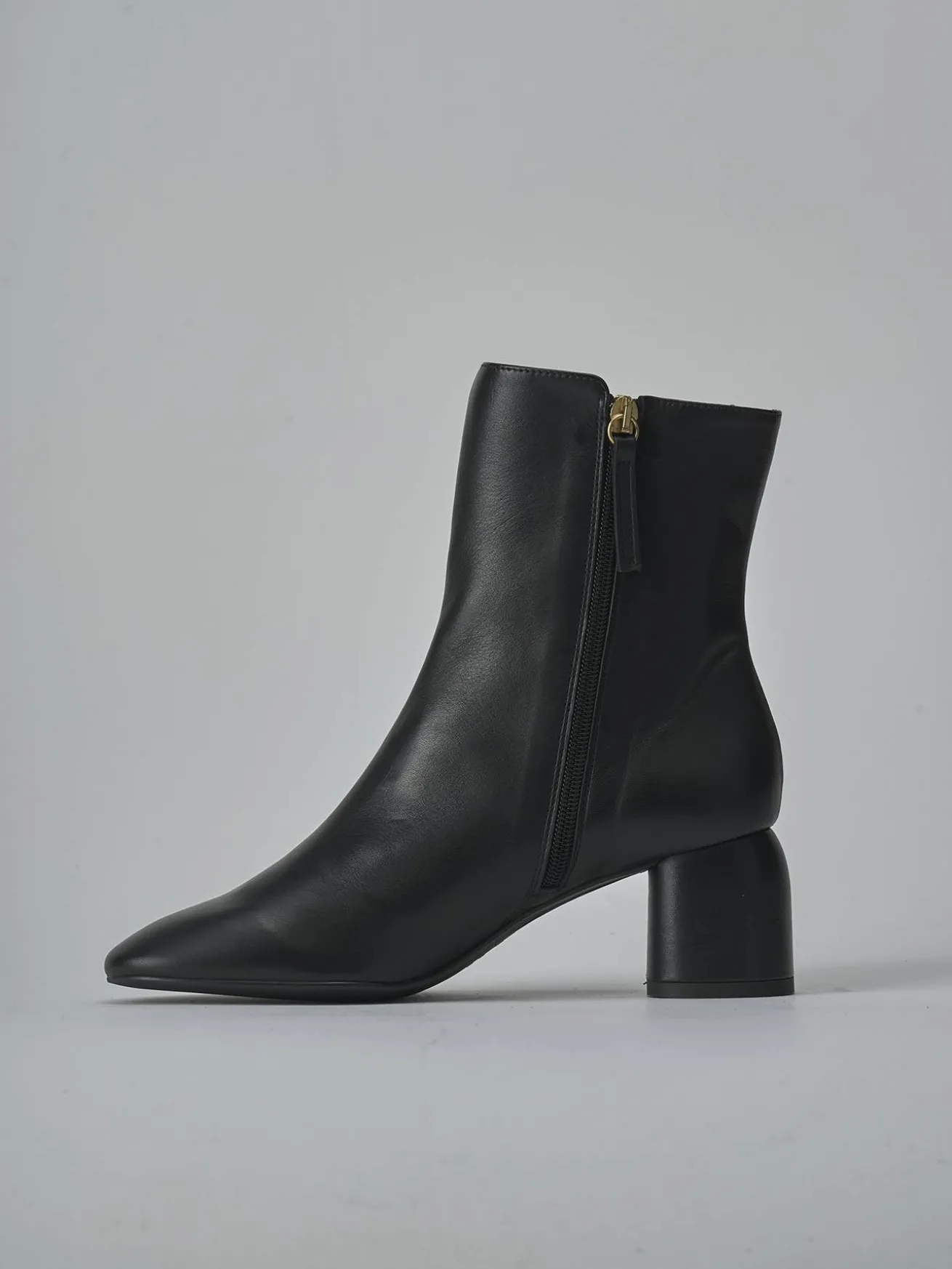 Stivaletti tacco 6cm pelle nero