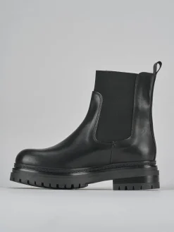 Stivaletti tacco 2cm pelle nero