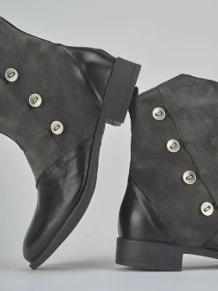 Stivaletti tacco 2cm pelle nero