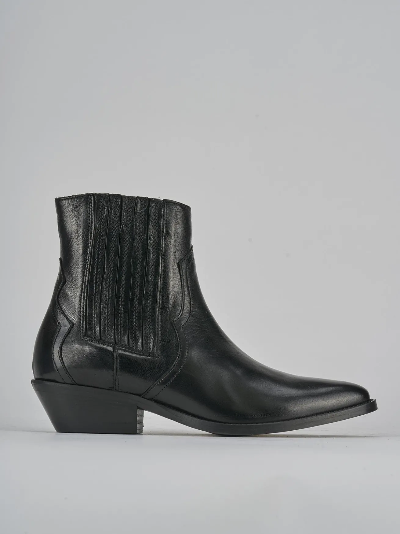 Stivaletti tacco 4cm pelle nero