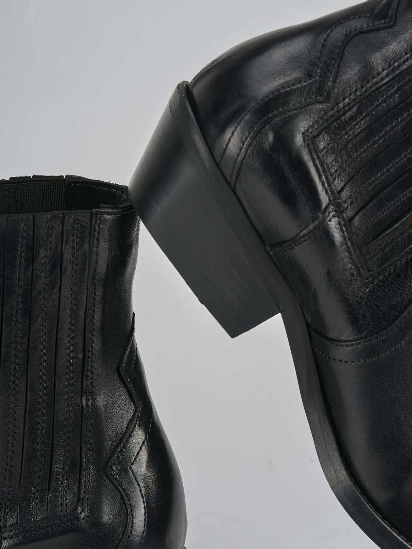 Stivaletti tacco 4cm pelle nero