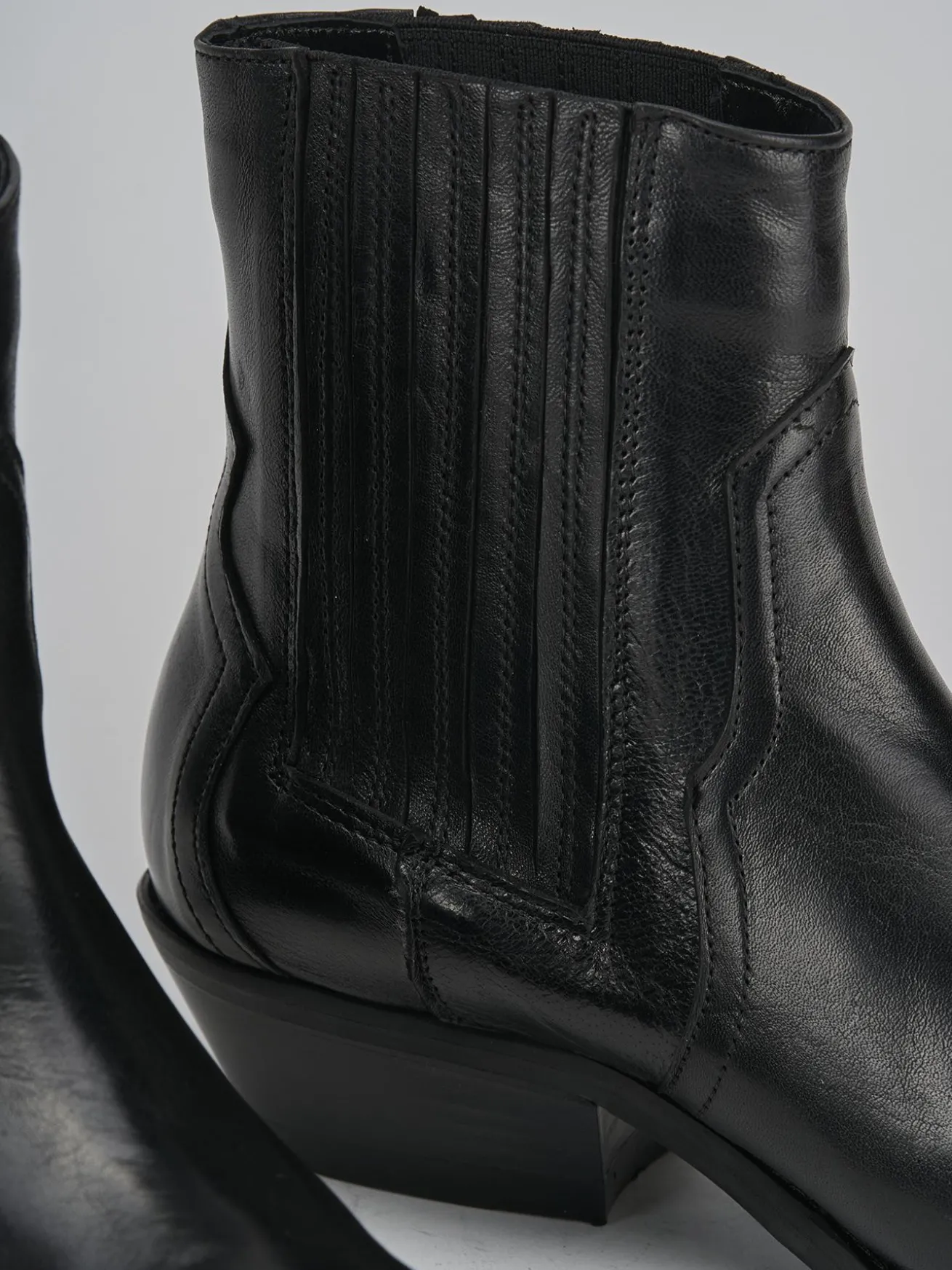 Stivaletti tacco 4cm pelle nero