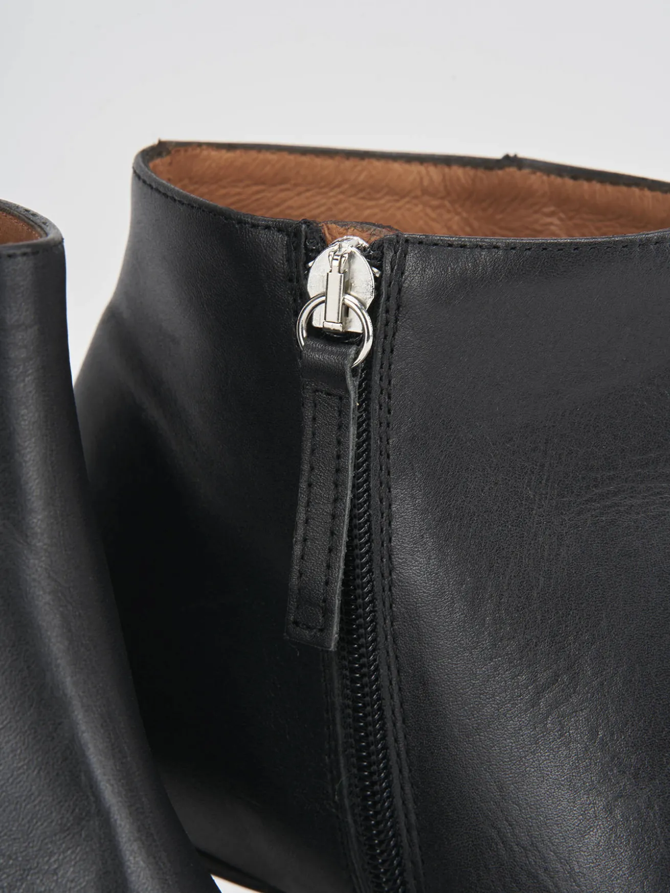 Stivaletti tacco 8cm pelle nero