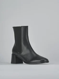 Stivaletti tacco 5cm pelle nero