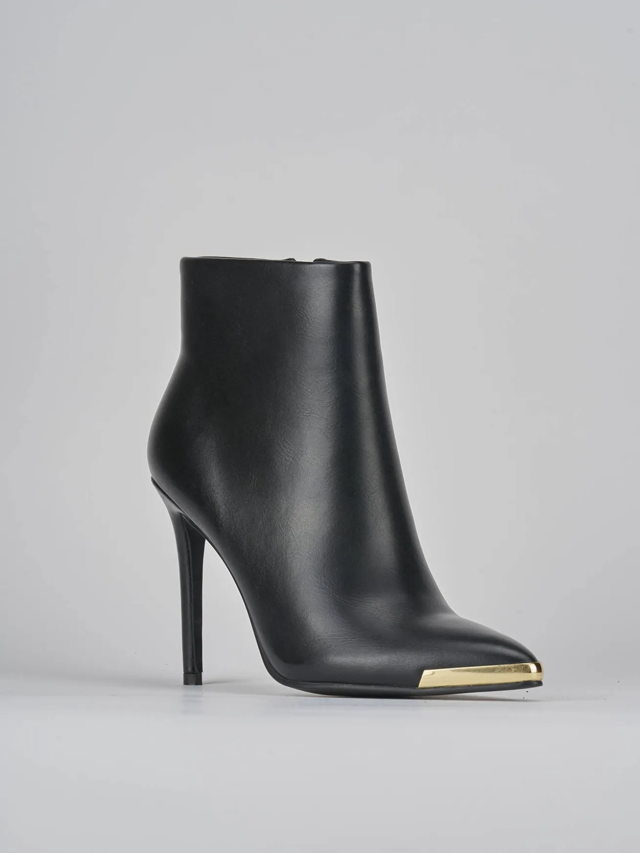 Stivaletti tacco 7cm pelle nero