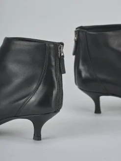 Stivaletti tacco 5cm pelle nero