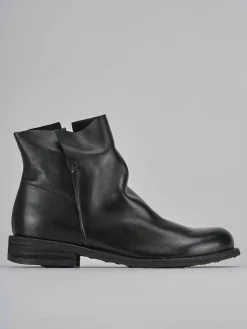 Stivaletti tacco 2cm pelle nero