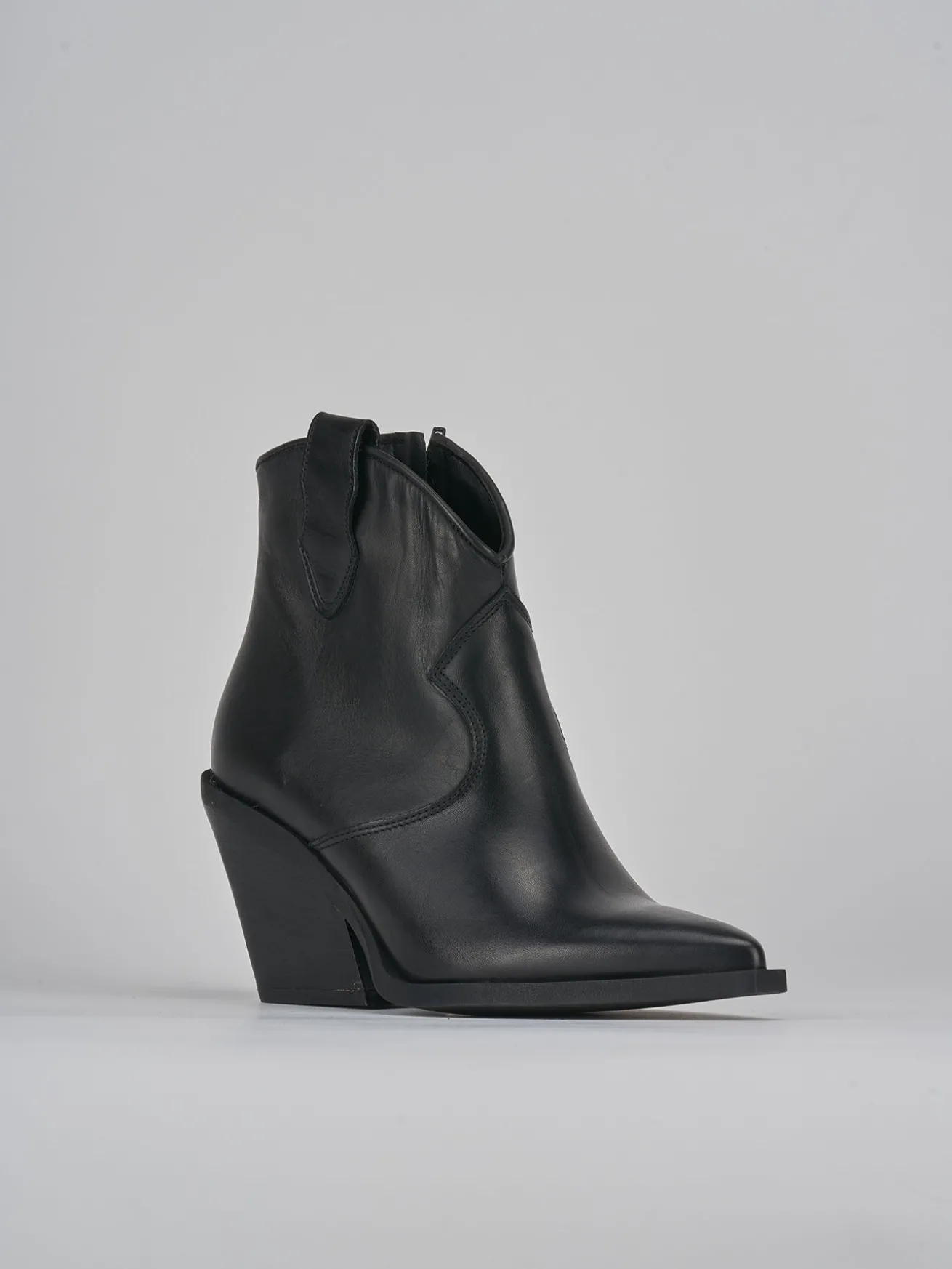 Stivaletti tacco 7cm pelle nero