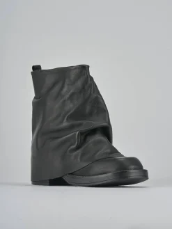 Stivaletti tacco 3cm pelle nero