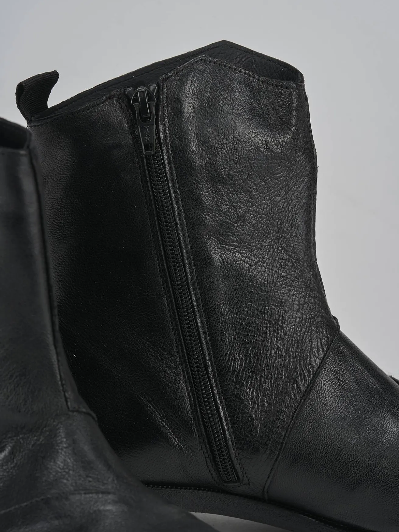 Stivaletti tacco 2cm pelle nero