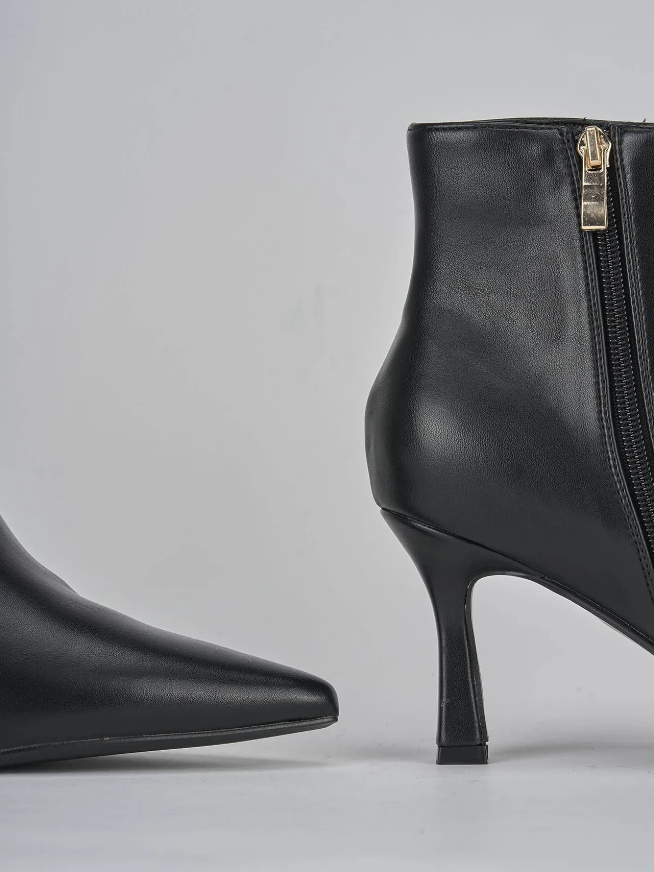 Stivaletti tacco 9cm pelle nero