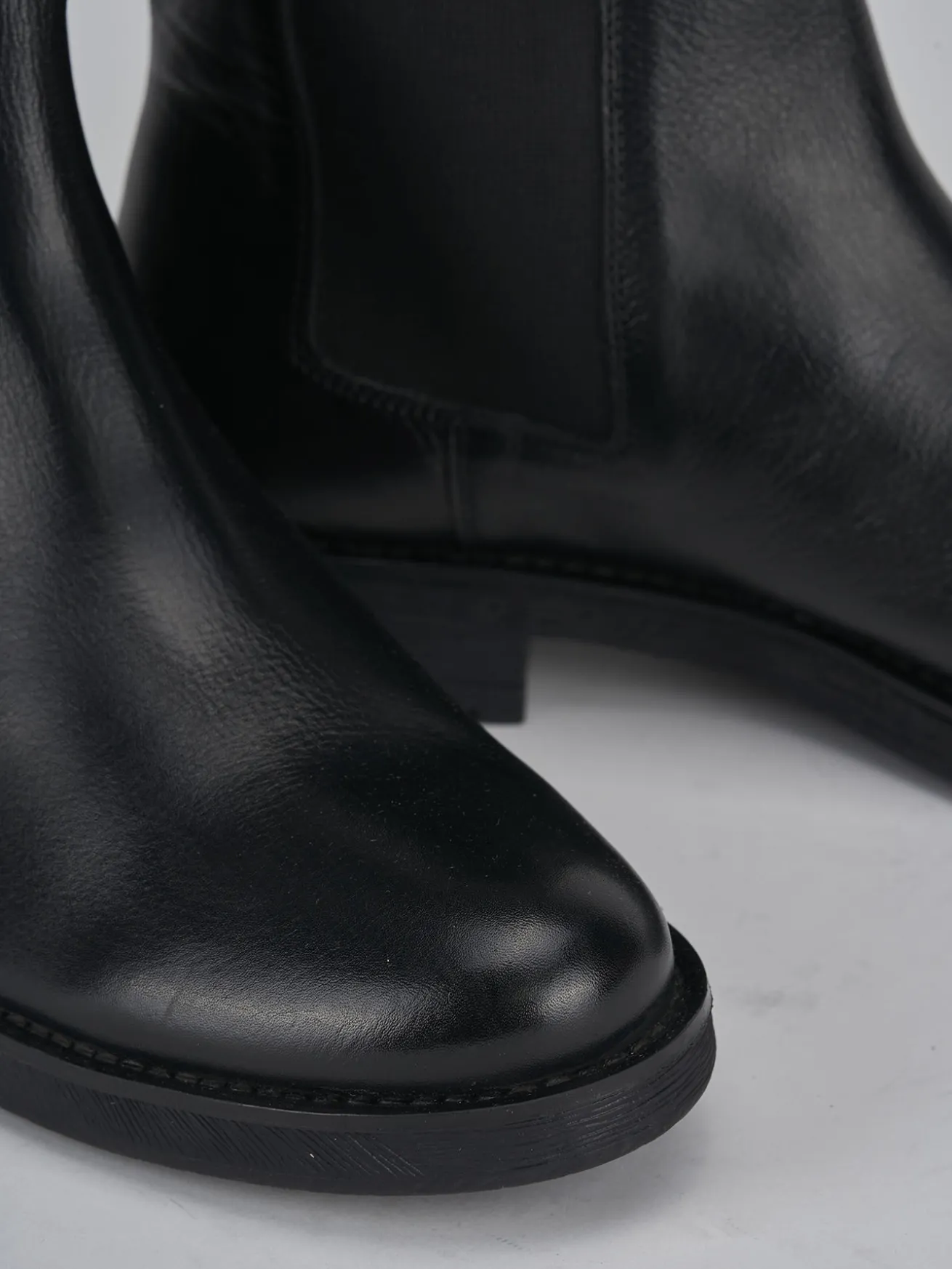 Stivaletti tacco 1cm pelle nero