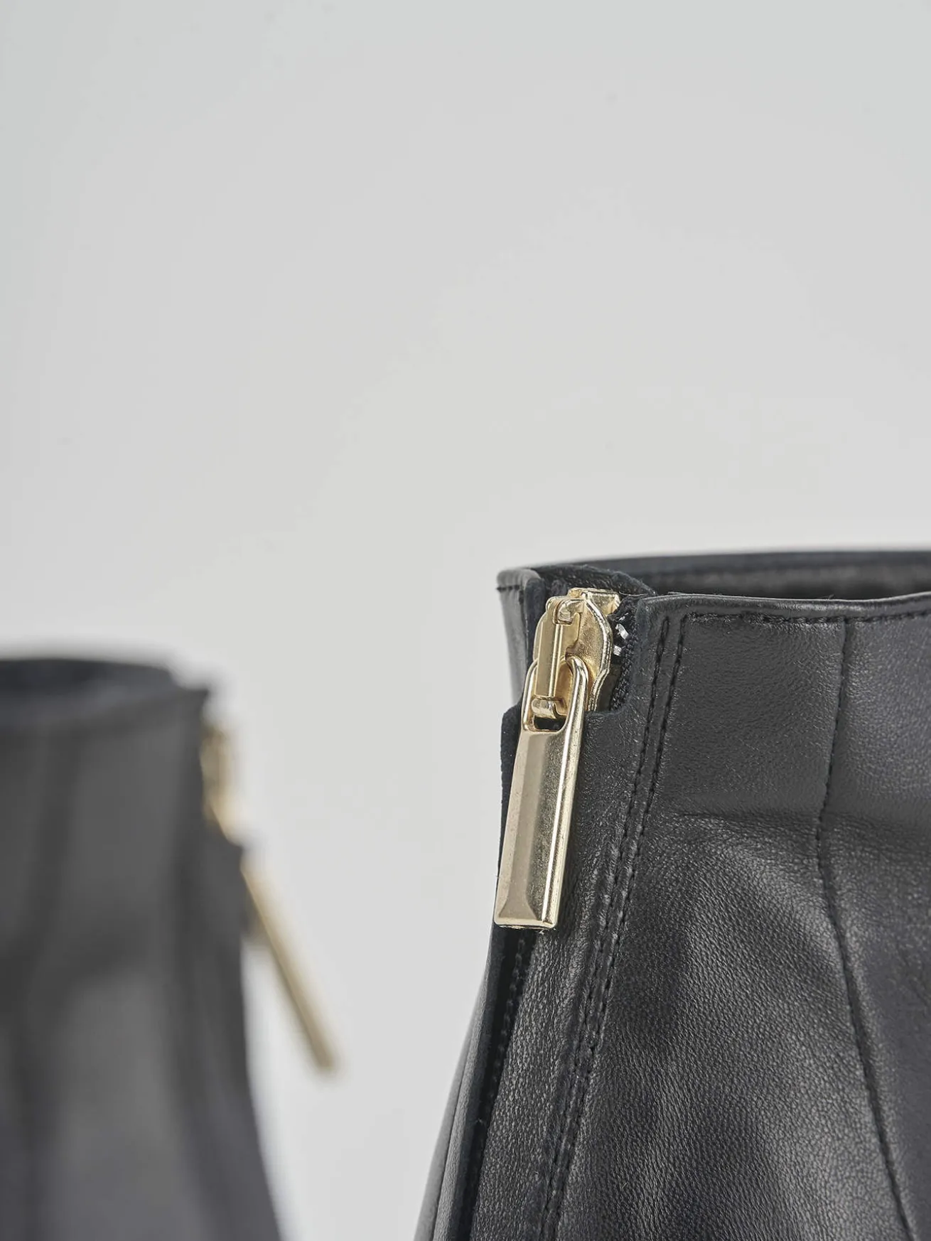 Stivaletti tacco 7cm pelle nero