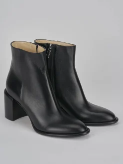 Stivaletti tacco 7cm pelle nero