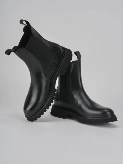 Stivaletti tacco 2cm pelle nero