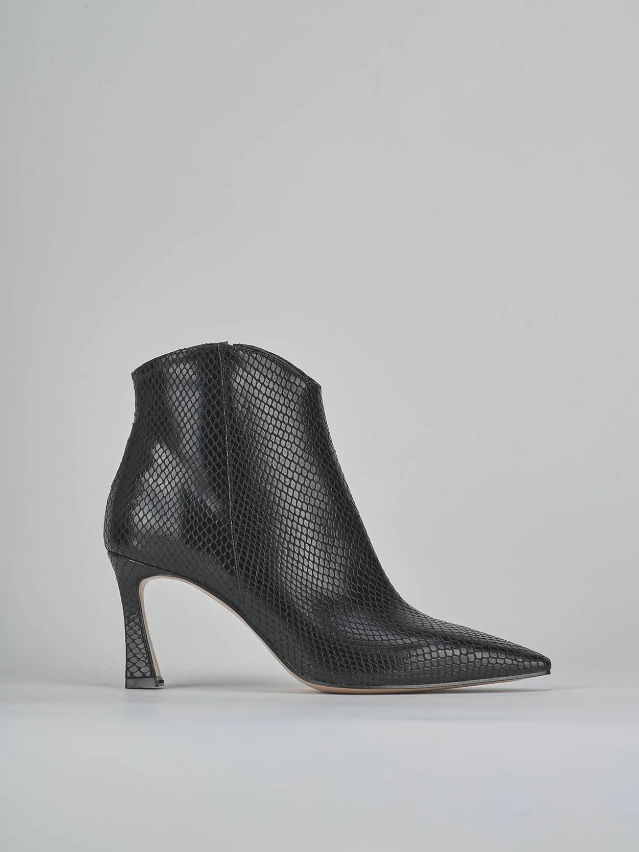 Stivaletti tacco 8cm pitone nero