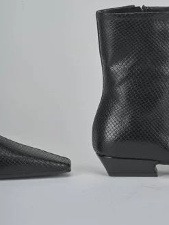 Stivaletti tacco 3cm pitone nero