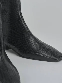 Stivaletti tacco 3cm pitone nero