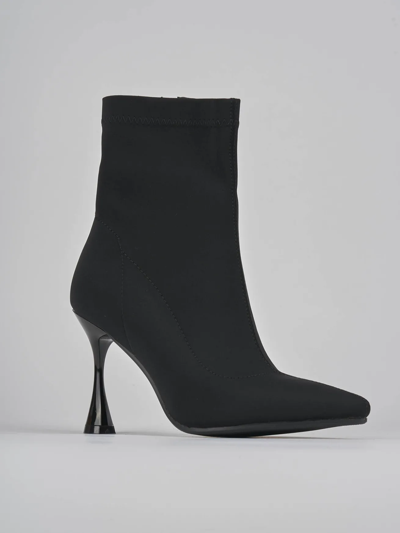 Stivaletti tacco 7cm tessuto nero