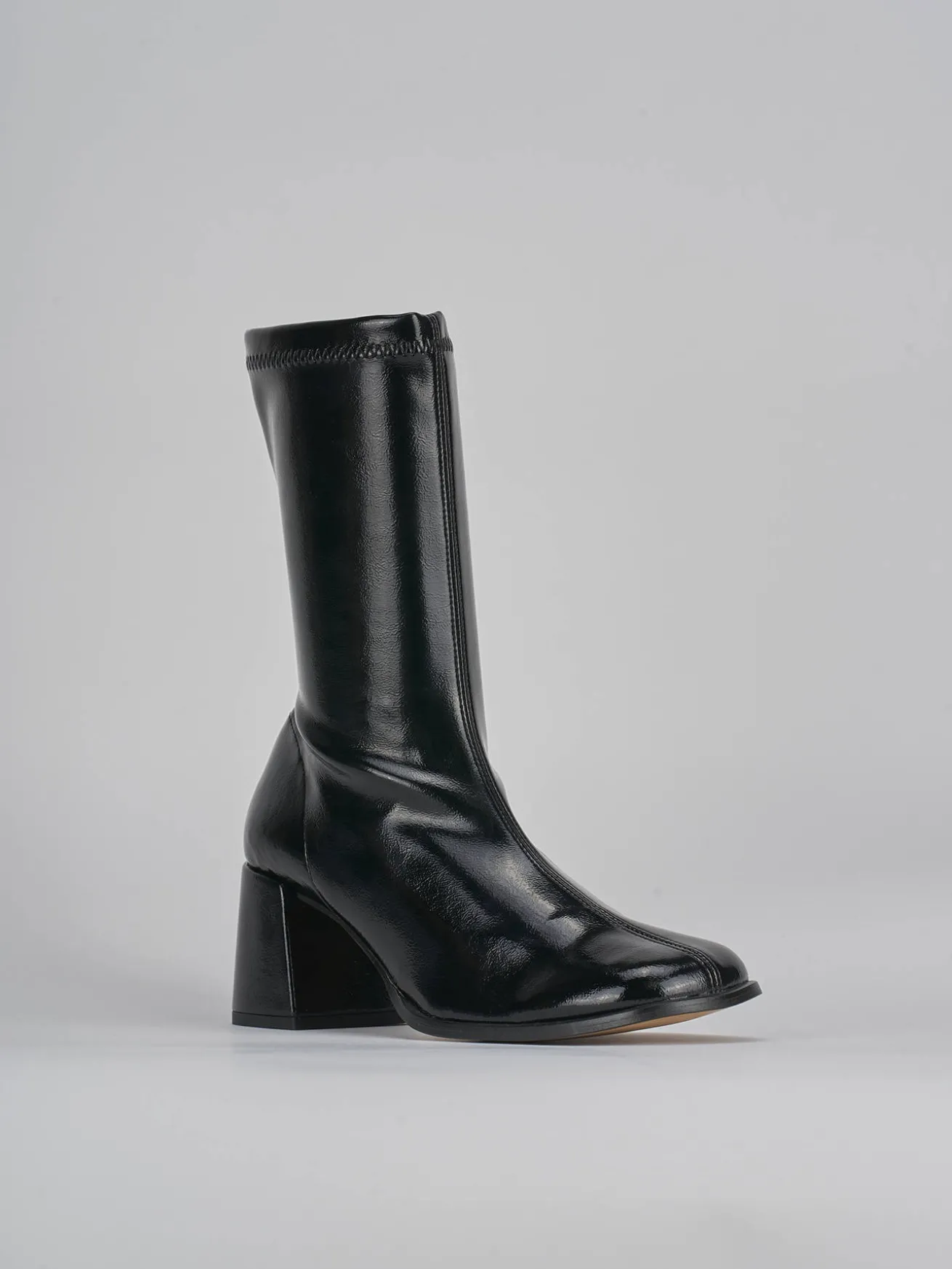 Stivaletti tacco 7cm vernice nero