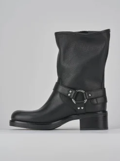 Stivaletto biker tacco 2 cm nero pelle