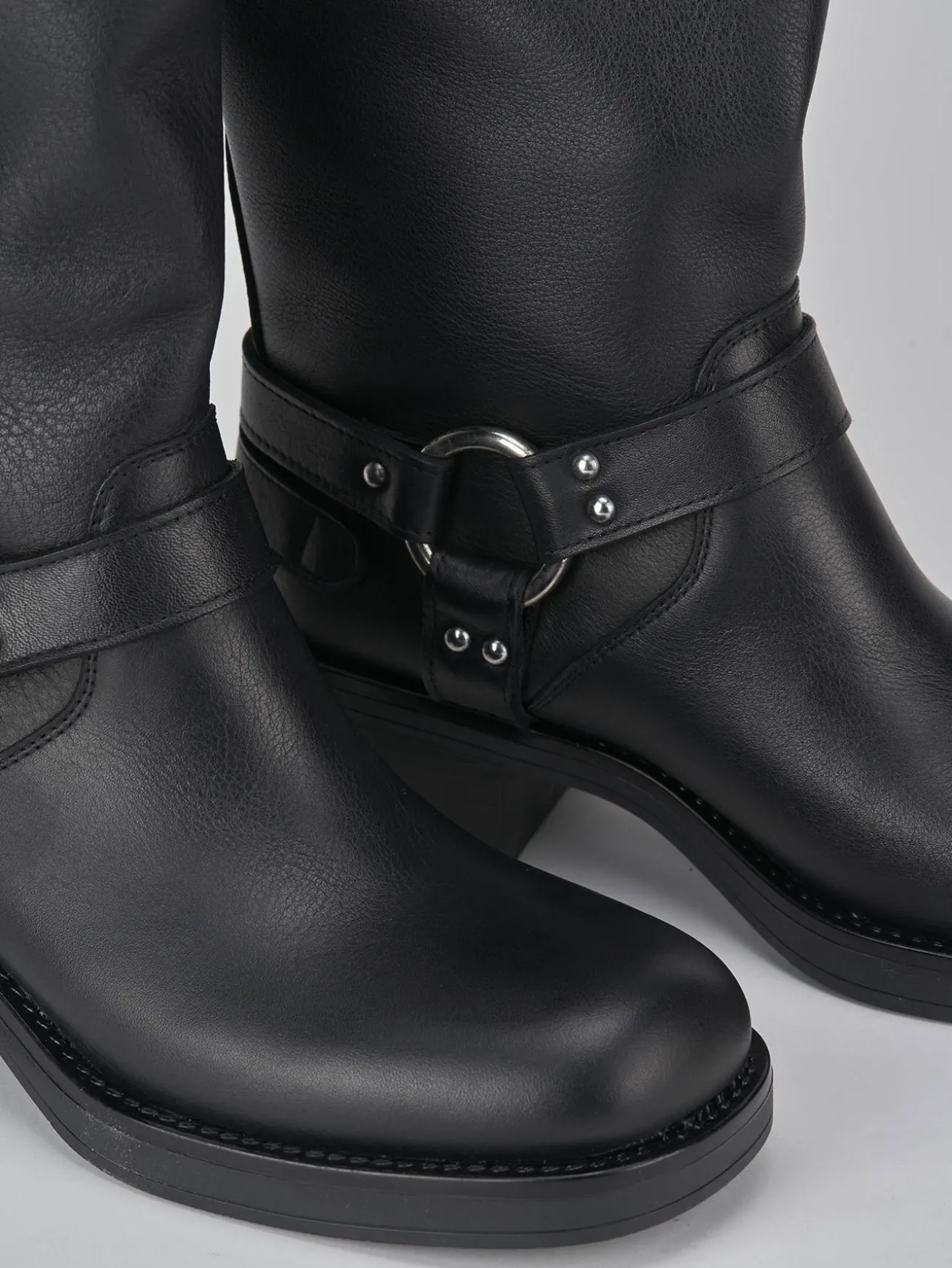 Stivaletto biker tacco 2 cm nero pelle