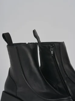 Stivaletto tacco 3 cm nero pelle