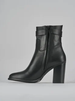 Stivaletto tacco 8 cm nero pelle