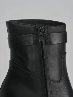 Stivaletto tacco 8 cm nero pelle