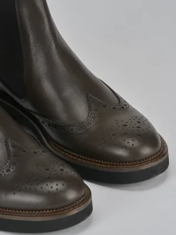 Stivaletto tacco 2 cm testa pelle