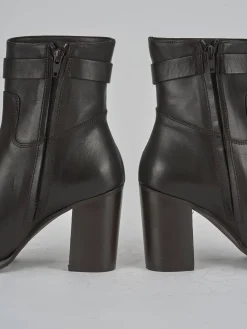 Stivaletto tacco 8 cm testa pelle