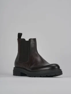 Stivaletto tacco 2 cm testa pelle