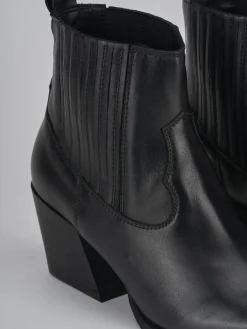 Stivaletto texano tacco 7 cm nero pelle