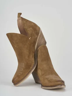 Stivaletto texano tacco 6 cm beige camoscio