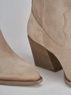 Stivaletto texano tacco 6 cm beige camoscio