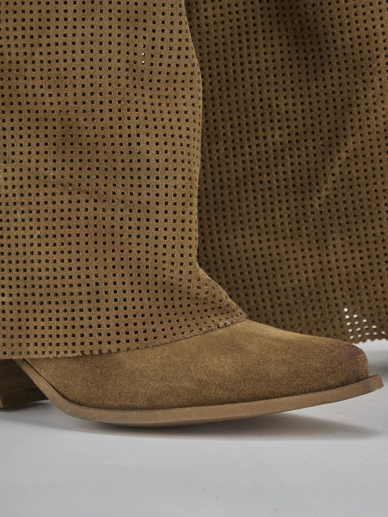 Stivali tacco 4cm camoscio marrone