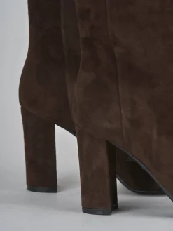 Stivali tacco 9cm camoscio testa